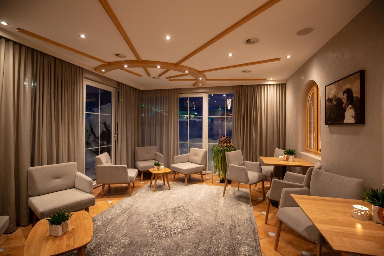 The Hotel - Himmlisch Wohlfuehlen Ишгъл Екстериор снимка